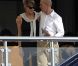 Steven Spielberg passe un beau moment en famille sur son yacht au large de Cannes le 13 mai 2011 : Jeffrey Katzenberg a rejoint son ami Steven