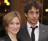 Natacha Régnier et Guillaume Bounaud à l'occasion de la soirée de gala donnée pour les 50 ans d'Amnesty International, au Théâtre du Châtelet, le 27 mai 2011.