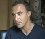 Nikos Aliagas a invité Nolwenn Leroy à chanter en duo avec lui une reprise de  La nuit je mens  d'Alain Bashung, sur son album  Rendez-vous  sorti en 2008.