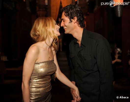 Heather Graham et son amoureux Jason Silva lors de la soirée de présentation de la série télévisée Kimchi Chronicles à New York le 1er juin 2011