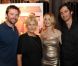 Hugh Jackman, Deborra-Lee Furness, Heather Graham et Jason Silva lors de la soirée de présentation de la série télévisée Kimchi Chronicles à New York le 1er juin 2011