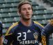 David Beckham joue avec les Galaxy contre D.C. United, à Los Angeles, le 3 juin 2011.