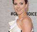 Scarlett Johansson sublime célibataire, Eva Mendes mise sur le décolleté...