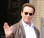 Arnold Schwarzenegger fait du shopping à Beverly Hills, le 4 juin 2011.