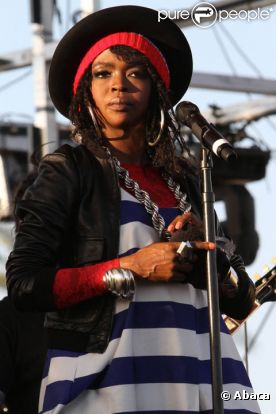 Lauryn Hill en avril 2011 durant un concert au festival de Coachella en Californie 