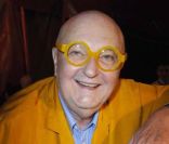 Jean-Pierre Coffe lors de la soirée La Charcuterie fait son cirque au Cirque Diana Moreno à Paris dans le cadre de la semaine de la charcuterie artisanale du 4 au 12 juin 2011