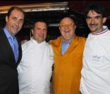 Jean-Pierre Coffe et Patrick Scicard lors de la soirée La Charcuterie fait son cirque au Cirque Diana Moreno à Paris dans le cadre de la semaine de la charcuterie artisanale du 4 au 12 juin 2011