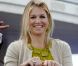 Le 8 juin 2011 à Almere, la princesse Maxima des Pays-Bas inaugurait un centre pédagogique, honorant l'esprit développement durable avec un étonnant vert tilleul. 