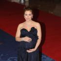 Alyssa Milano, enceinte d'un garçon, veut une baby shower virtuelle !