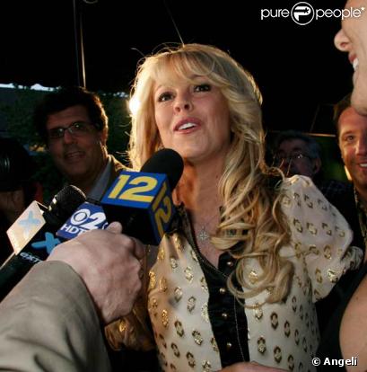 Dina Lohan élue Maman de l'année