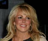 Dina Lohan élue Maman de l'année