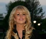 Dina Lohan élue Maman de l'année