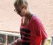 January Jones quitton son cours de pilates à Los Angeles le 2 juin 2011
