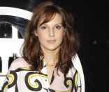 Elodie Navarre sera à l'affiche du film Jeux d'enfer, adaptation de la pièce Chien-Chien.