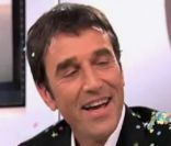 Thierry Dugeon, bizuté dans l'émission C à vous, sur France 5