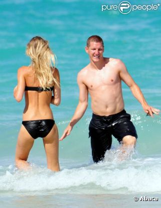 Bastian Schweinsteiger et Sarah Brandner en vacances à South Beach, à Miami, le 6 juin 2011.