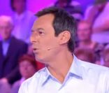 Jean-Luc Reichmann, dans  Les Douze Coups de Midi  (émission du mercredi 6 juillet 2011).