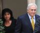 Dominique Strauss-Kahn se rend à une rénion avec ses avocats, à New York, le 6 juillet 2011. Anne Sinclair l'accompagne comme toujours.