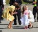  La rencontre avec Diamond Marshall, une fillette de 6 ans atteinte d'un cancer qui s'est jetée dans ses bras sur le tarmac de l'aroport de Calgary, a été un moment intense pour Kate Middleton. 
 William et Kate, Royal Tour au Canada, jour 8 (jeudi 7 juillet 2011). Pour l'avant-dernier jour de leur visite officielle, le prince William et son épouse la duchesse Catherine de Cambridge ont rallié Calgary, leur dernière étape au Canada avant un déplacement de trois jours à Los Angeles. 