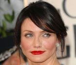 Cameron Diaz s\'affiche en brune lors des Golden Globe awards au Beverly Hilton Hotel. Beverly Hills, le 15 janvier 2007.