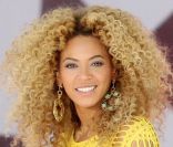 Beyoncé chante en direct dans l'émission Good Morning America. New York, le 1er juillet 2011.