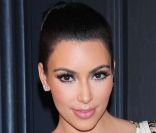 Le brun fait ressortir le teint mat de Kim Kardashian, et la met donc plus à son avantage. New York, le 27 juin 2011.