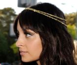 Nicole Richie est radieuse en brune dans les rues de Beverly Hills. 6 Mai 2010.