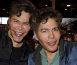 Igor et Grichka Bogdanoff en mars 2011 au Salon du Livre