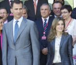 Nouvelle sortie officielle pour Letizia d'Espagne et son prince Felipe. Cervantes, 20 juillet 2011