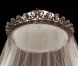 La robe de mariée, les chaussures et les bijoux de Kate Middleton exposés dès le 23 juillet 2011 au palais de Buckingham, à Londres. Une création de Sarah Burton.