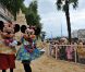 Mickey et Minnie ont fait la fête lors de l'inauguration du grand château de sable de la Belle au Bois Dormant à Paris Plages, le 23 juillet 2011 