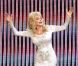 Dolly Parton sur scène, Better Day World Tour, à Alpharetta, le 3 août 2011.
