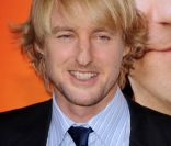 Owen Wilson : Son bébé, sa chérie, il profite de la vie de papa
