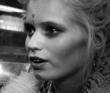 En février 2011, le top Abbey Lee Kershaw préfère suivre le groupe de son boyfriend, Our Moutain, en concert, plutôt que de participer à la Fashion Week new-yorkaise. 
