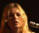 En 2006, Kate Moss interprète  La belle et la bête  avec les Babyshambles, le groupe de Pete Doherty, sur la scène de l'Élysée Montmartre.