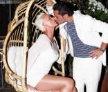 Brigitte Nielsen avec son mini-mari Mattia Dessi à l'anniversaire de Massimo Gargia au restaurant Les Moulins de Ramatuelle, Ramatuelle, jeudi 18 août 2011
