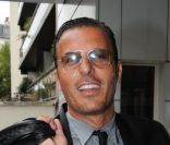 Jean-Roch, aux abords des locaux de NRJ, à Paris, le vendredi 26 août 2011.