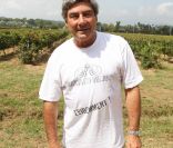 Patrice Drevet lors des Vendanges du Désert, au domaine Bertaud-Belieu à Gassin, le 26 août 2011