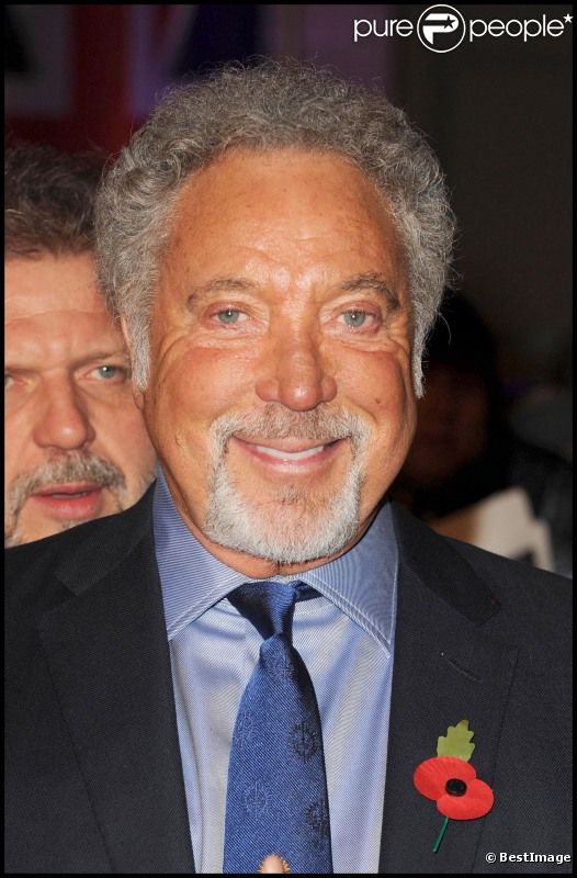 Tom Jones, victime d'un malaise samedi 27 août 2011 à Monaco est sorti du service des urgences.