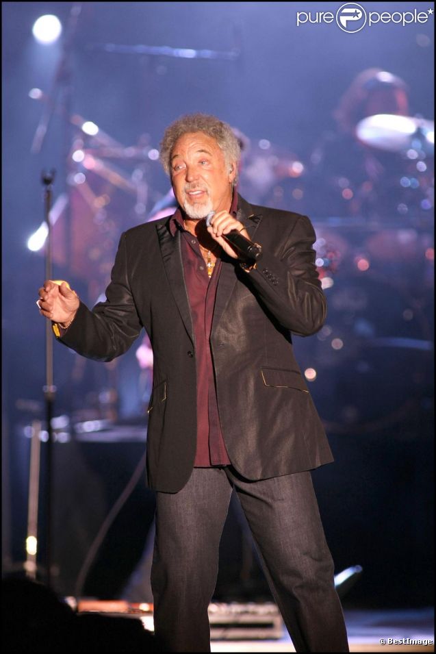 Tom Jones le 30 juillet 2010 au Bal de la Croix Rouge à Monaco.