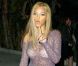 Beyoncé aime la transparence... Attention car ce qui peut briller sur scène peu détonner sur un tapis rouge. La show girl devrait être plus vigilante ! Los Angeles, 28 février 2002 