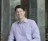 John Eales lors de la visite de la Manufacture Jaeger-LeCoultre en Suisse quelques jours avant la coupe du monde de rugby en Nouvelle-Zélande