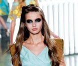  
 
  Les plus beaux beauty looks de la Fashion Week de New York.  
 
 
  
  
 Défilé Rodarte, Printemps-Eté 2012. 
 
 