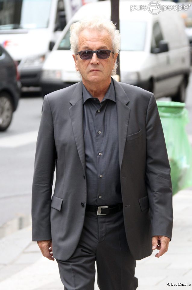 Luc Plamondon lors de la messe en hommage à Tony Krantz, décédée la nuit du 6 ou 7 août. Eglise St Roch à Paris le 16 septembre 2011