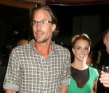 Britney Spears assiste, avec Jason Trawick, à la soirée de lancement de sa tournée européenne, vendredi 16 septembre 2011, au Sanctum Soho Hotel, à Londres.