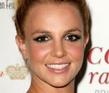 La charmante Britney Spears assiste à la soirée de lancement de sa tournée européenne, vendredi 16 septembre 2011, au Sanctum Soho Hotel, à Londres.