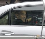 George Clooney sur le tournage d\'une publicité pour Mercedes, à Beverly Hills le 16 septembre 2011<br />