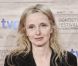 Julie Delpy, rayonnante, présente son Skylab