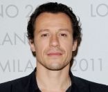 Stefano Accorsi lors de la soirée Louis Vuitton à Milan le 21 septembre 2011