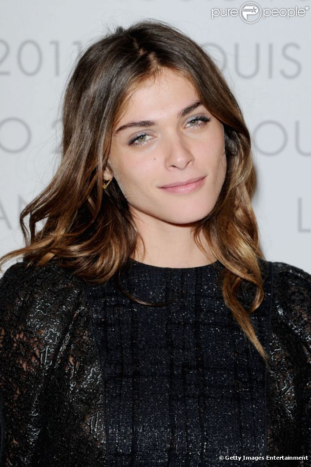 Elisa Sednaoui lors de la soirée Louis Vuitton à Milan le 21 septembre 2011